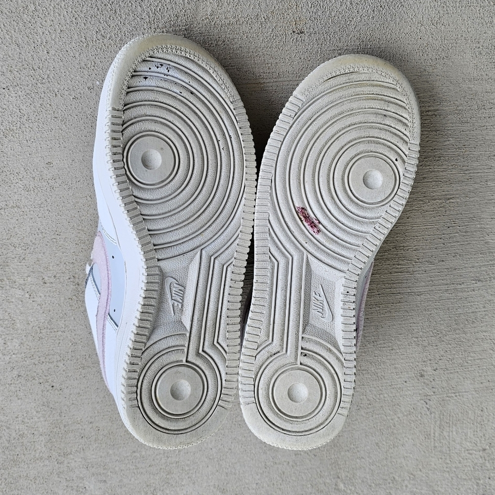 Nike  Air Force 1 Chenille Swoosh Sneakers - Picture 9 of 12